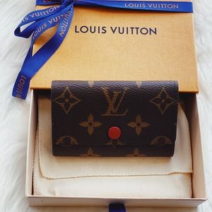 Louis Vuitton 6 Key Holder